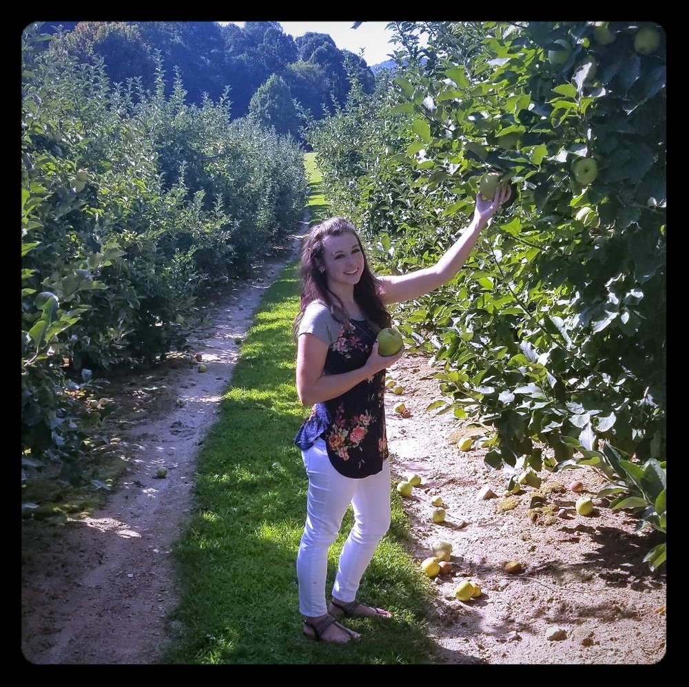 Meet your Posher, Carrie